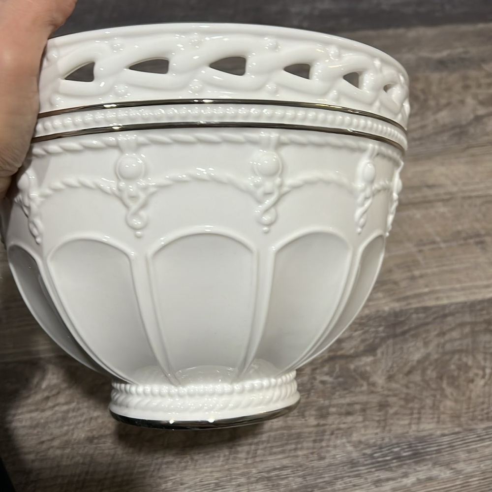 Lenox Artiste Centerpiece Bowl - Ivory Fine China with Gold Trim - SKU 6249437 - Picture 4 of 4
